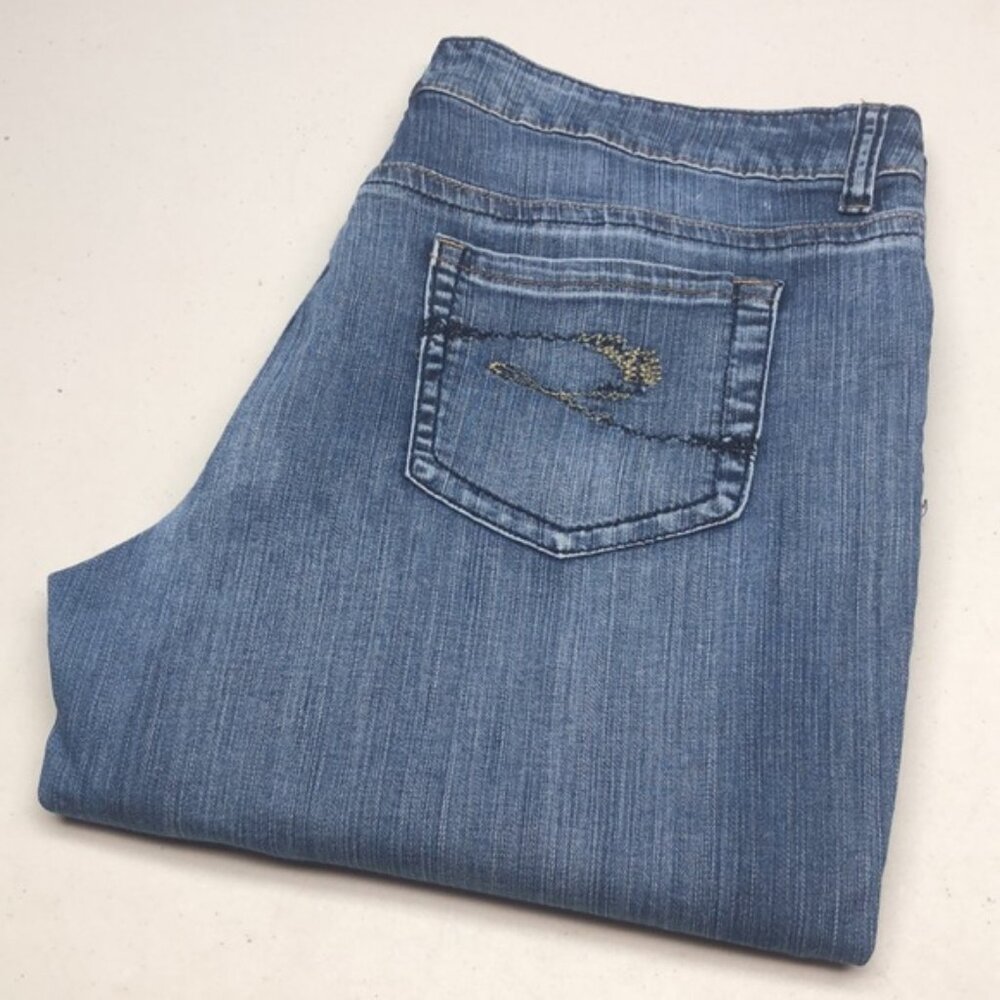 VINTAGE REVOLUTION MID-RISE CROP JEANS 32x25 ⭐